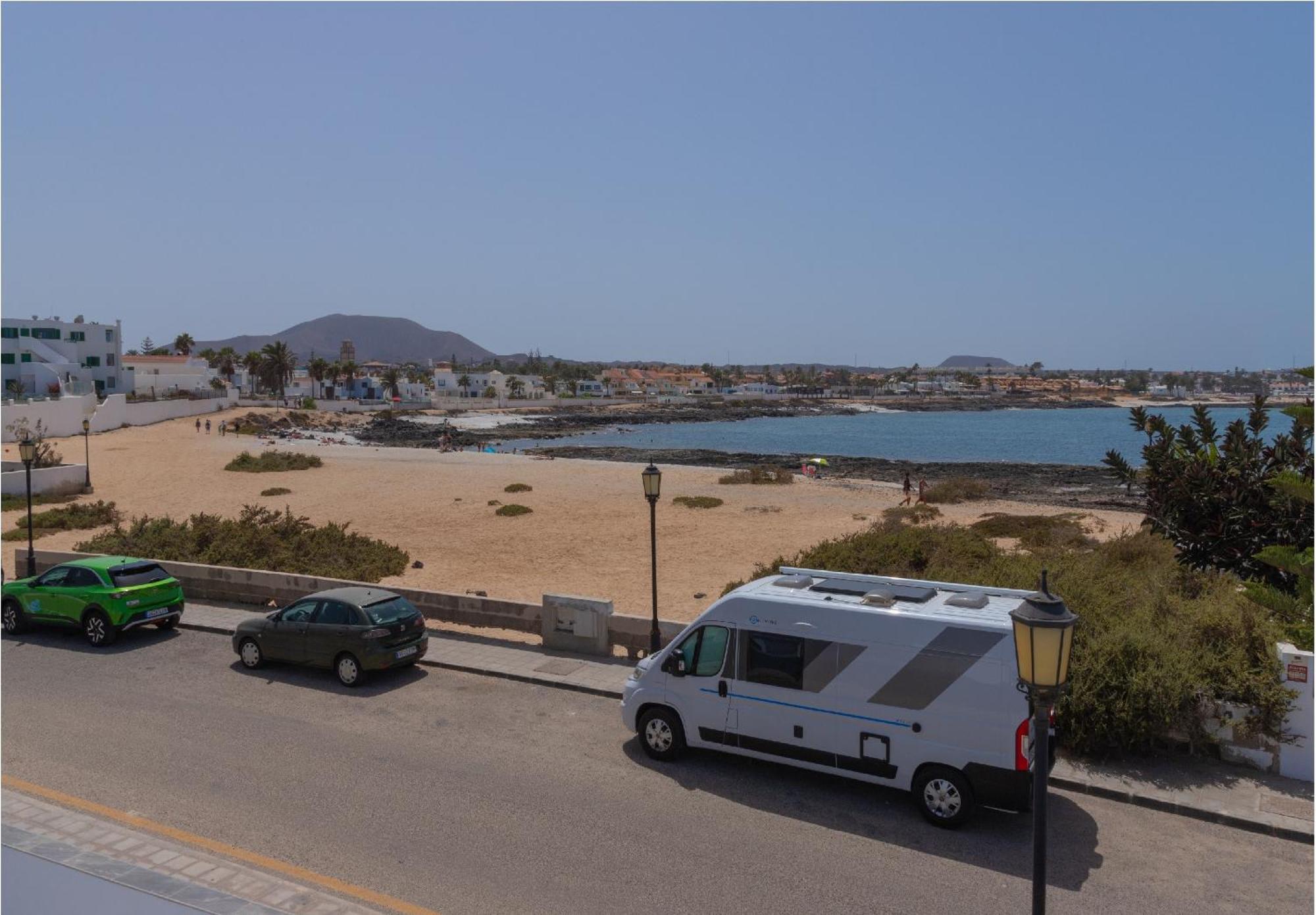 Apartment Holiday 5 Beachfront Corralejo By Holidays Home Exteriör bild